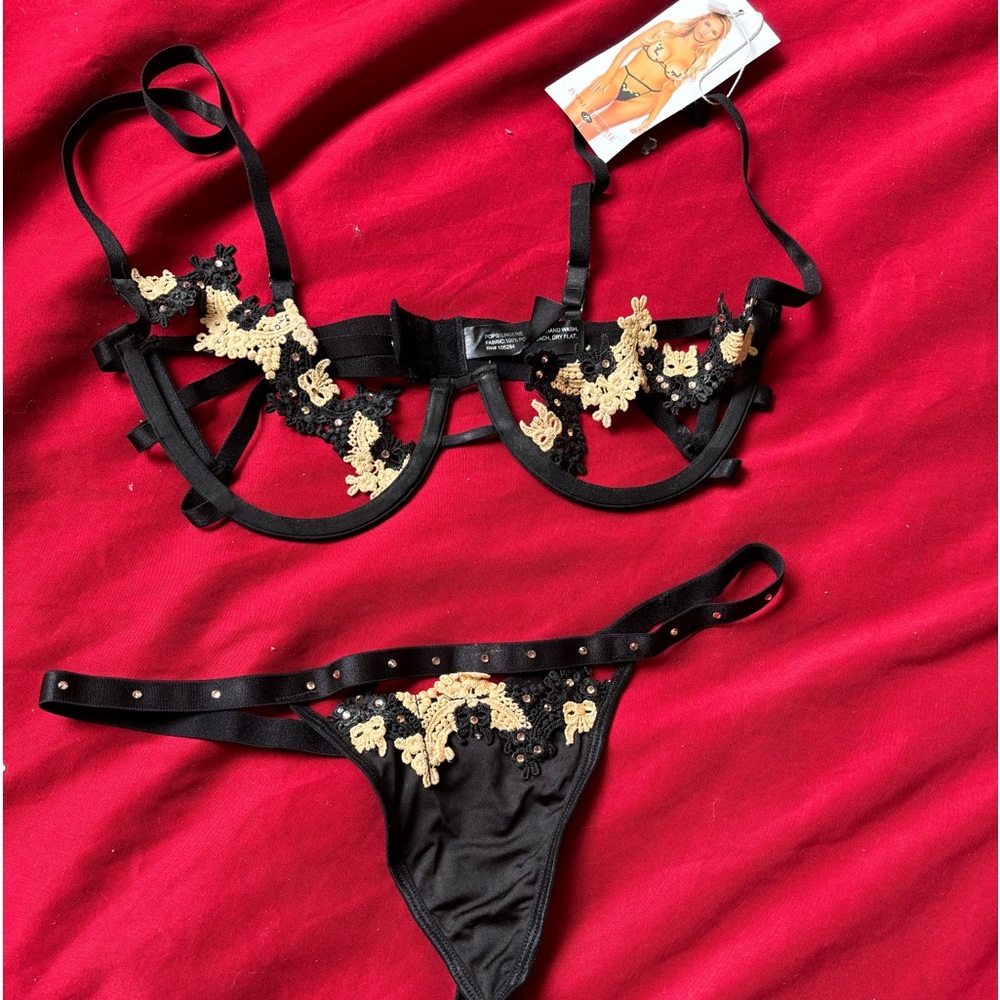 Custom design lingerie